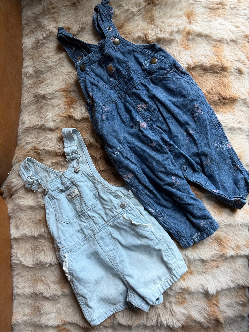 Set of 2 -Carhartt and OshKosh overalls, size 18m.